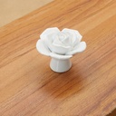 Pomo / tirador cerámico. 40 mm × 34 mm. Modelo: Rosa blanca